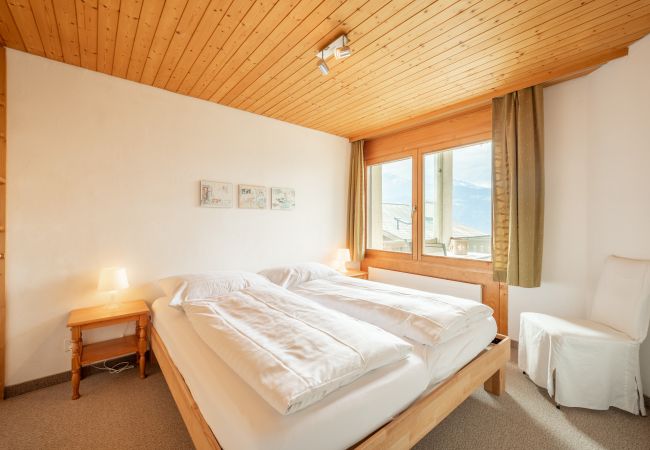 Apartment in Falera - LAAX Homes - Casa Pignola Apartment in Falera - LAAX Homes - Casa Pignola