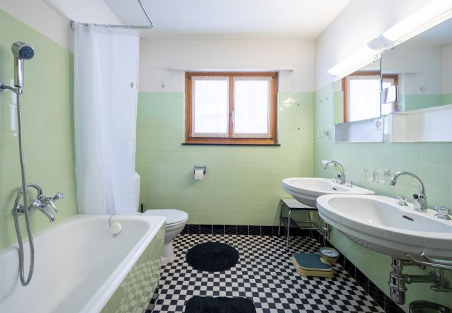 Ferienhaus in Flims Dorf - LAAX Homes - Casa Murissen Ferienhaus in Flims Dorf - LAAX Homes - Casa Murissen