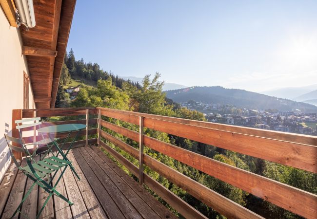 Ferienwohnung in Laax - LAAX Homes - Casa Fau Ferienwohnung in Laax - LAAX Homes - Casa Fau