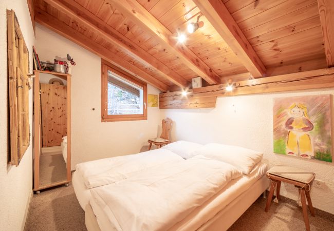 Ferienwohnung in Falera - LAAX Homes -Casa Ansiel Ferienwohnung in Falera - LAAX Homes -Casa Ansiel