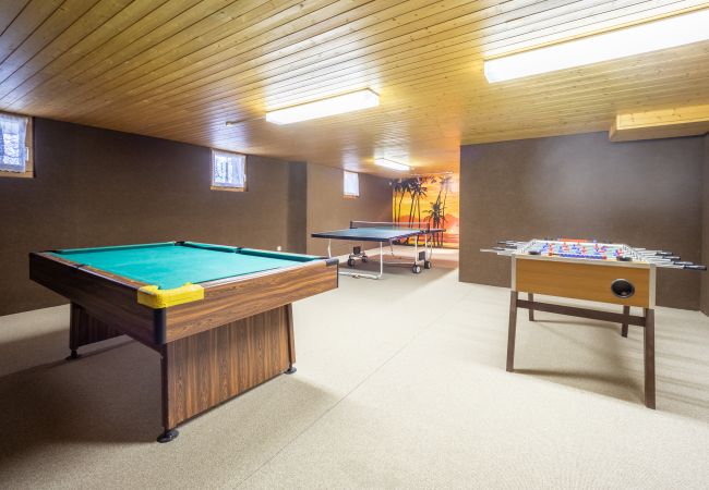 Ferienwohnung in Falera - LAAX Homes -Casa Ansiel Ferienwohnung in Falera - LAAX Homes -Casa Ansiel